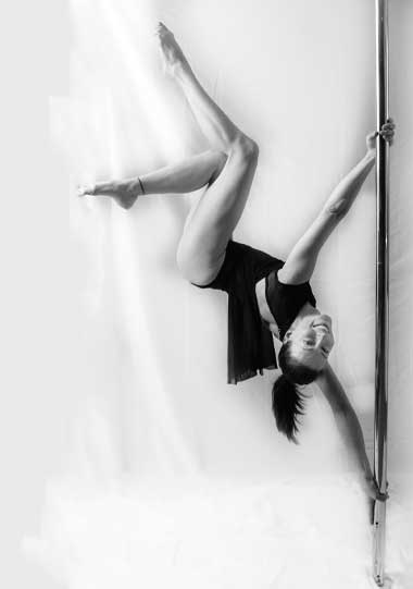 yoga e pole dance la vergne -pole dance e yoga la rochelle